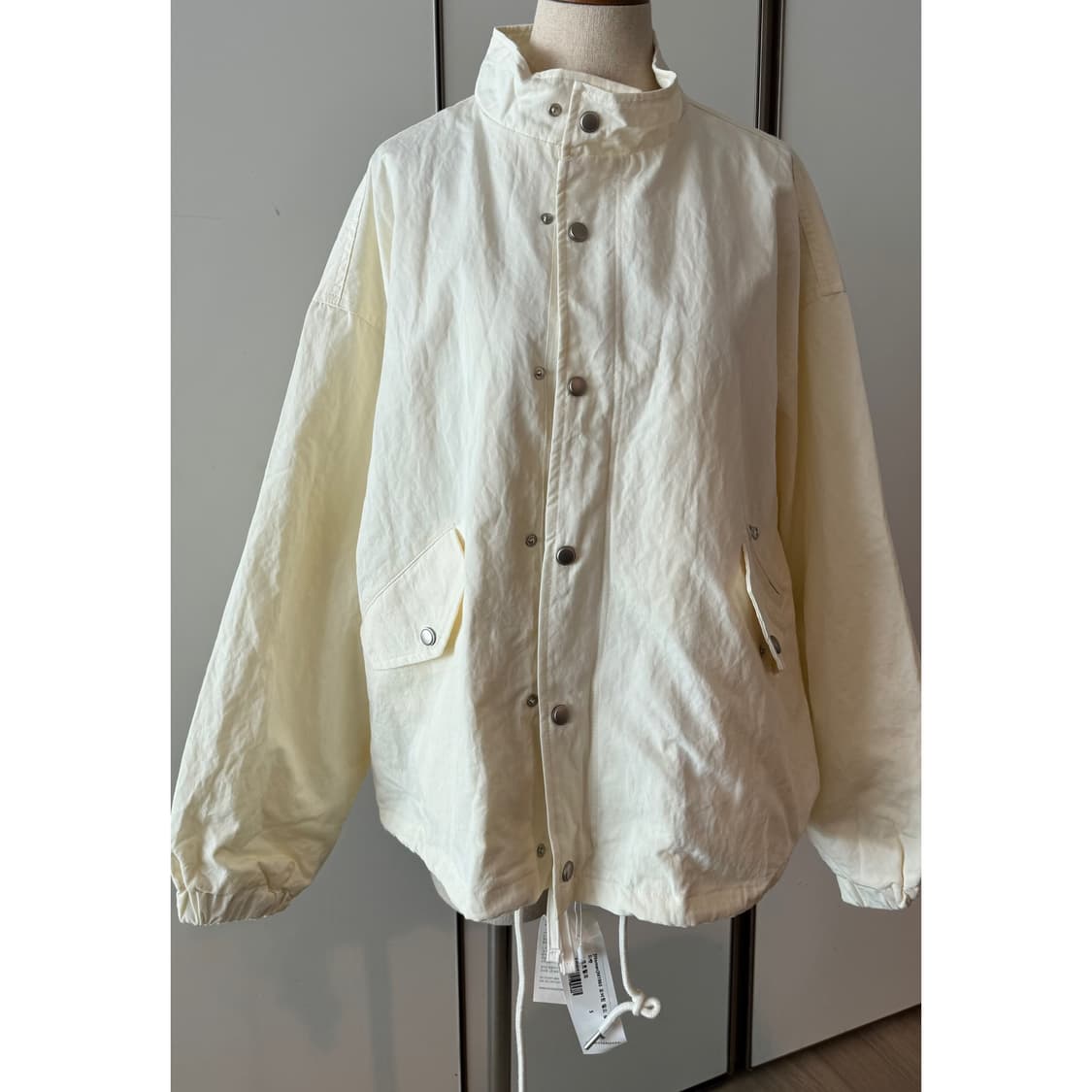 오로 oro 라퍼지포우먼 야상 자켓 오버핏 필드 숏 자켓 (화이트) 상품이미지3