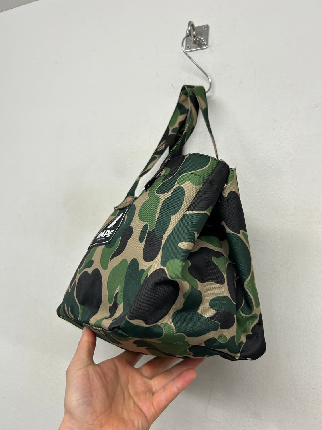 베이프 부록 카모 토트백 상품이미지4