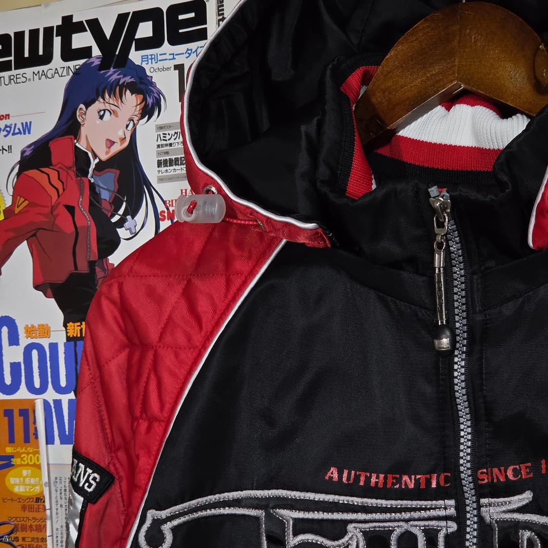 후부 올드스쿨 빅로고 누빔 후드 바시티 점퍼 상품이미지3