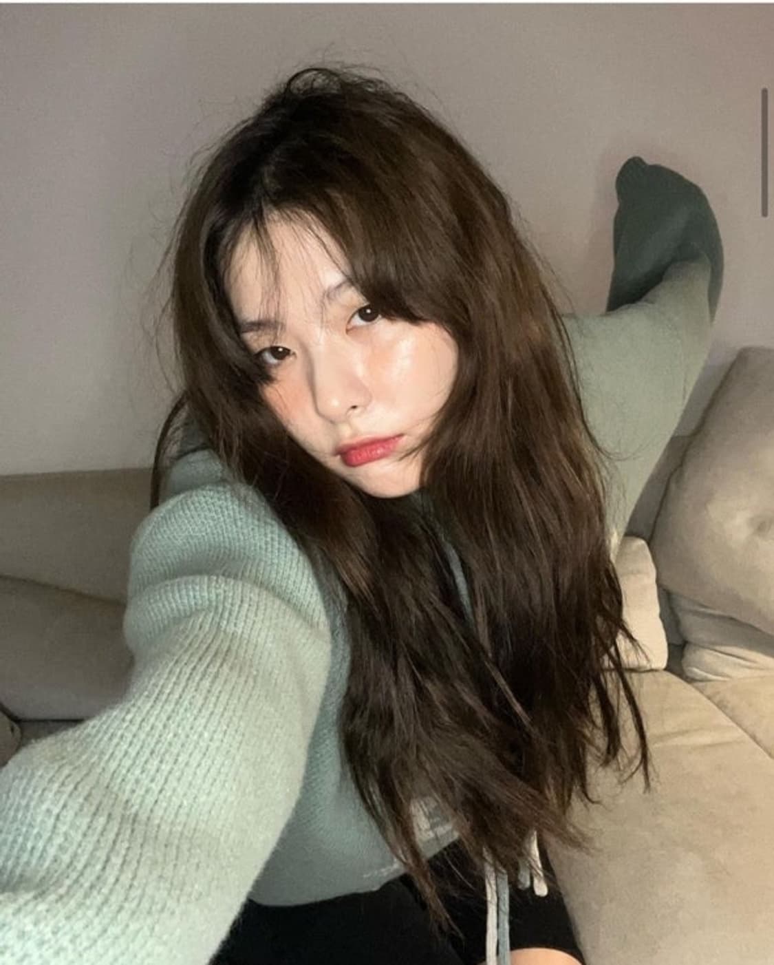 아조바이아조 울니트 후디 상품이미지3