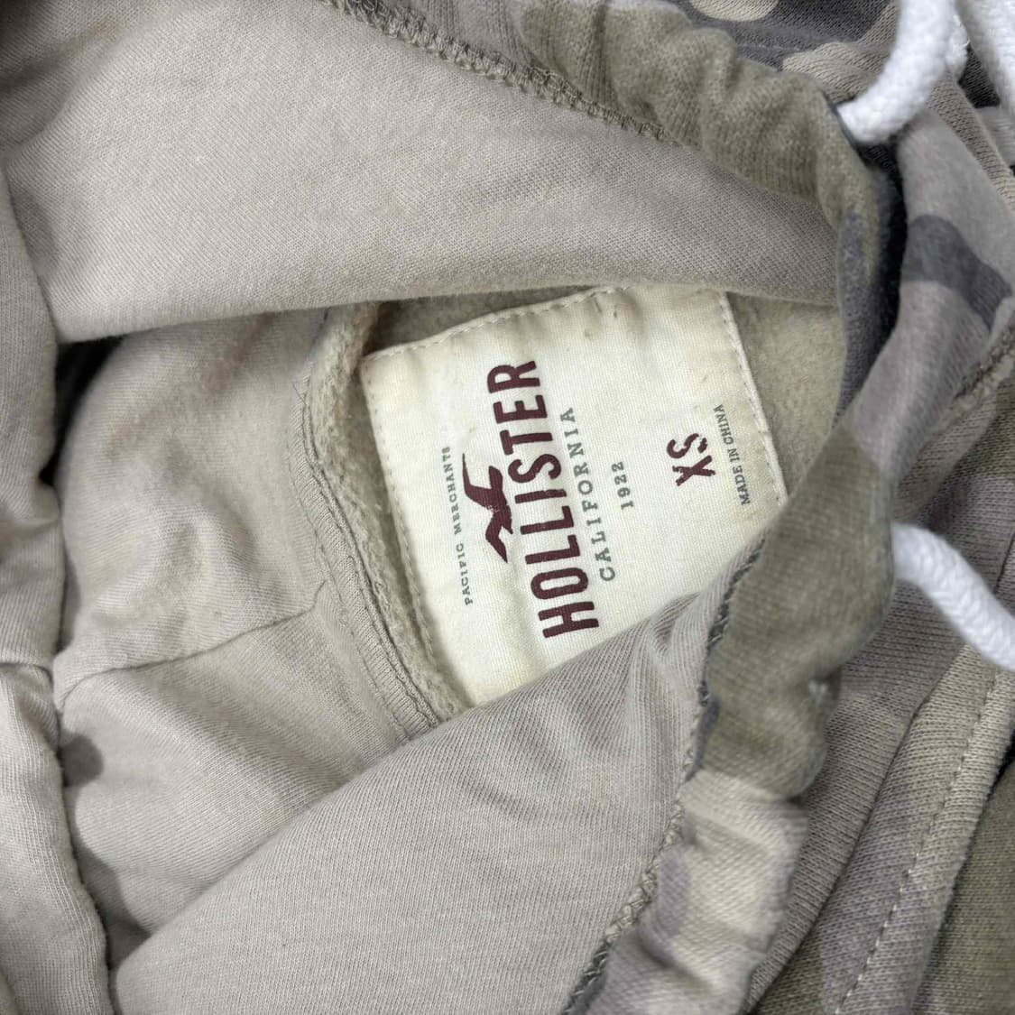 홀리스터 y2k 카모플라쥬 올드스쿨 스웨트셔츠 후드티(XS) 상품이미지4