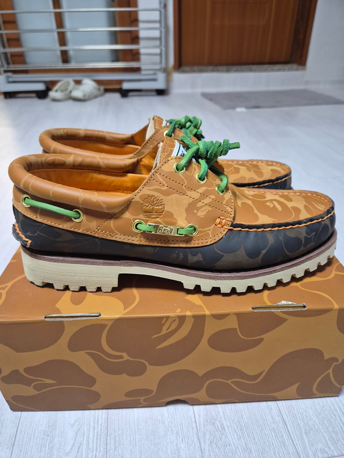 티븜버X베이프 콜라보 보트슈즈 270 사이즈 새상품! 상품이미지5