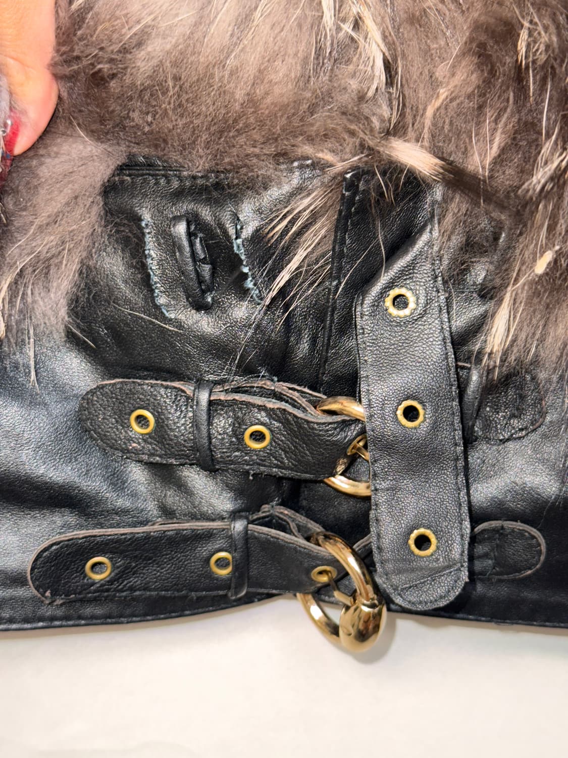 Mixed brown belted buckle fur vest 상품이미지7