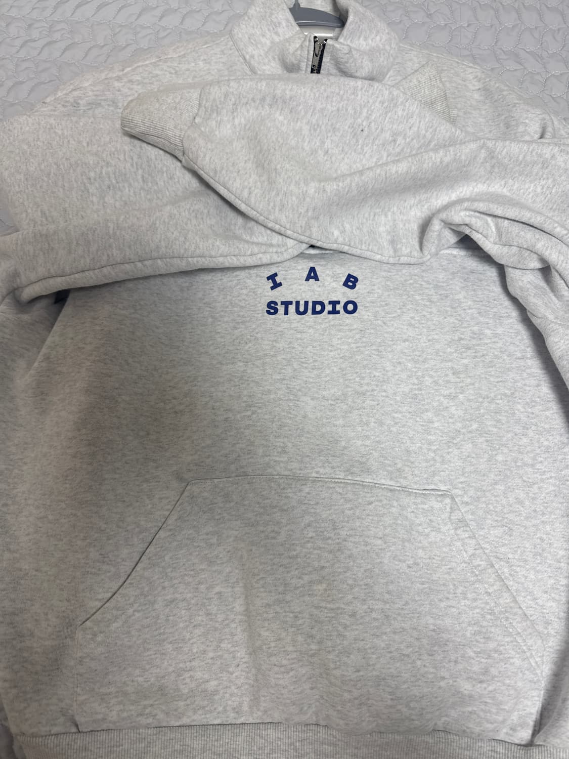 아이앱 하프집업 상품이미지2