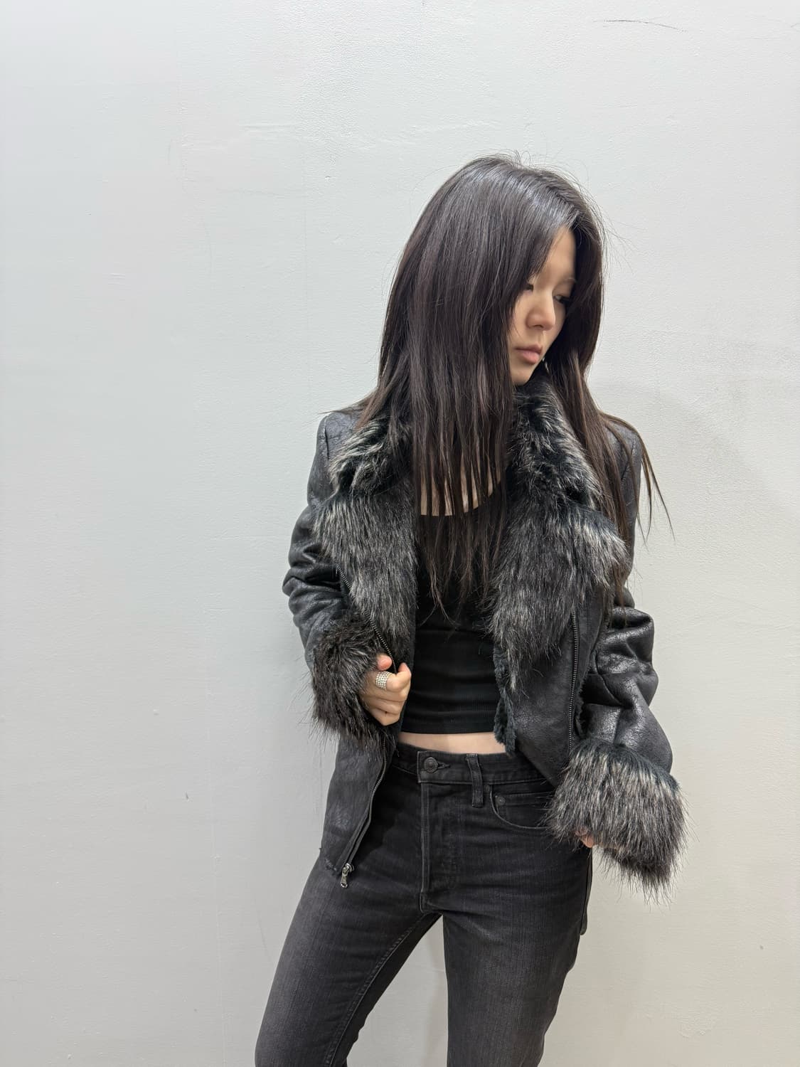 게스 퍼 디테일 비건 레더자켓 상품이미지1