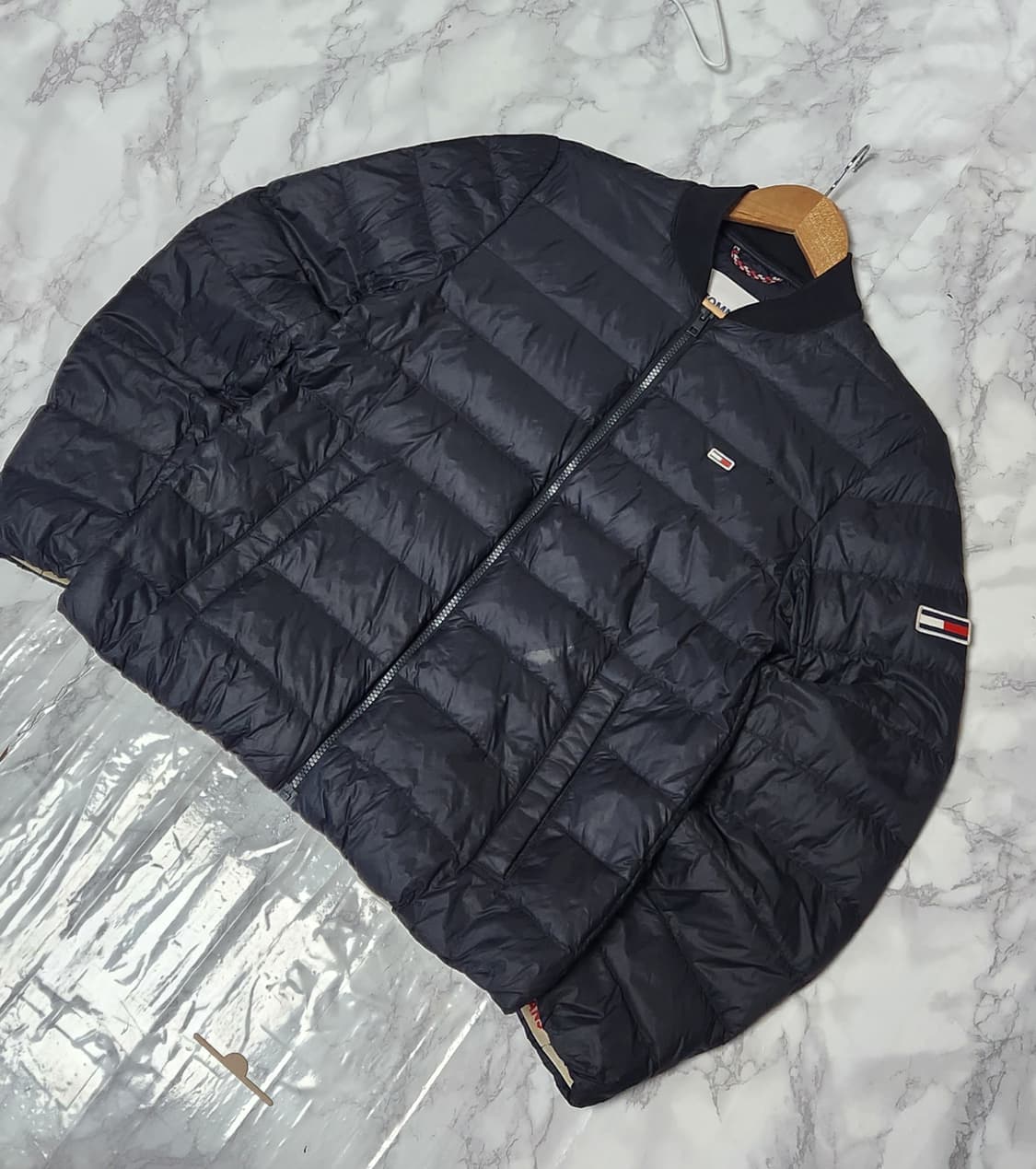 타미힐피거 경량 패딩 블랙 자켓 상품이미지3