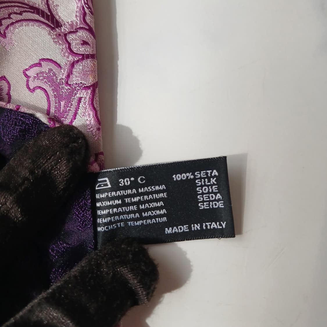 베르사체 넥타이 퍼플 페이즐리 자카드 8.9cm B등급 A19871
 상품이미지10