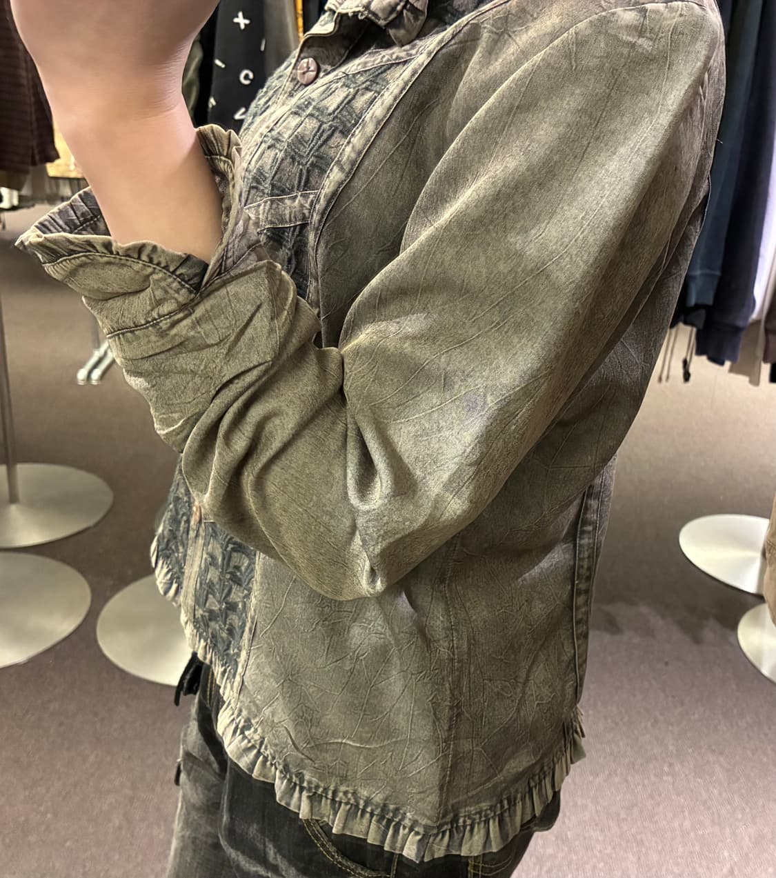 L)Japanese vintage 여성 자수 프릴 디테일 그레이 셔츠 상품이미지2