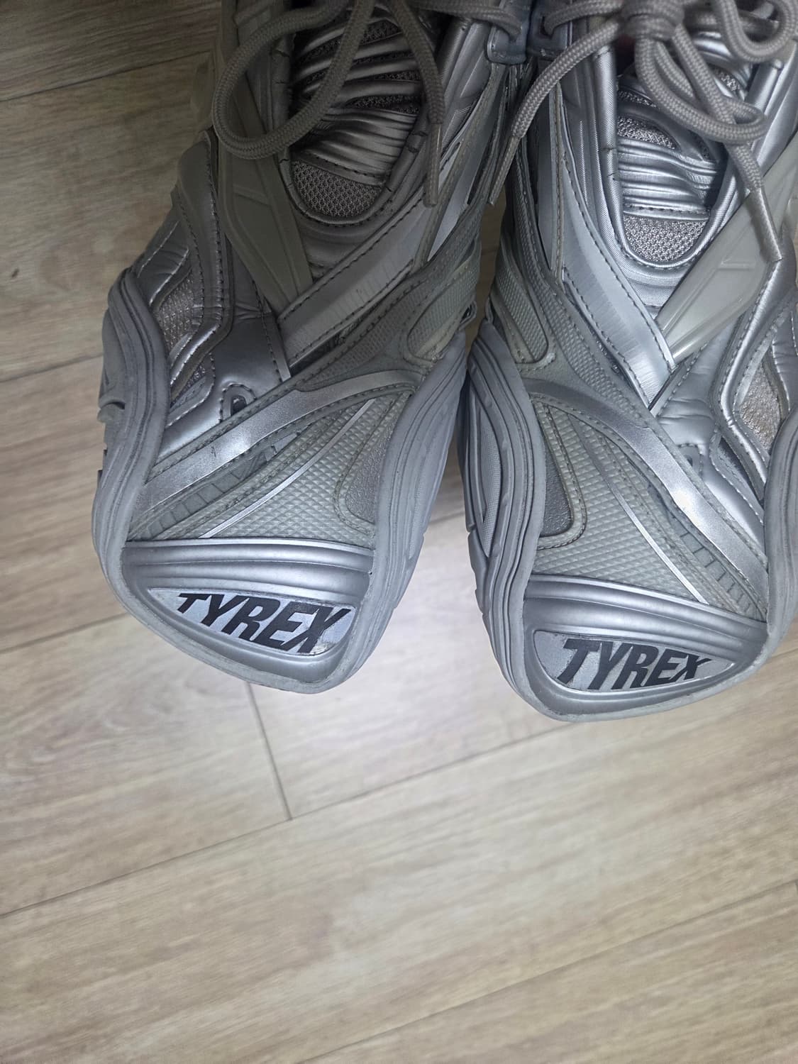 발렌시아가 타이렉스 실버 41 풀박스 상품이미지4