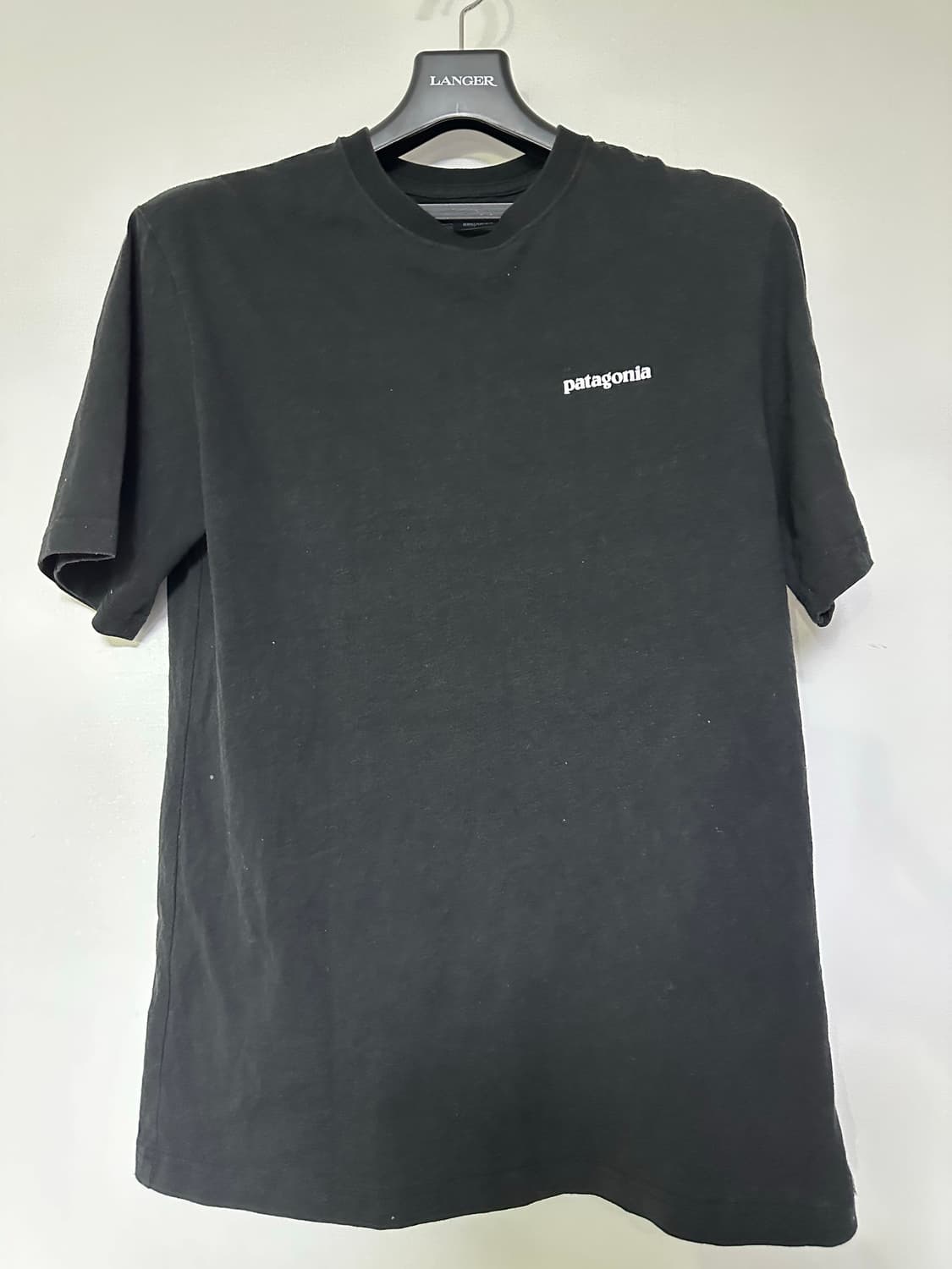 파타고니아 검정 반팔 티셔츠 M 사이즈 상품이미지1
