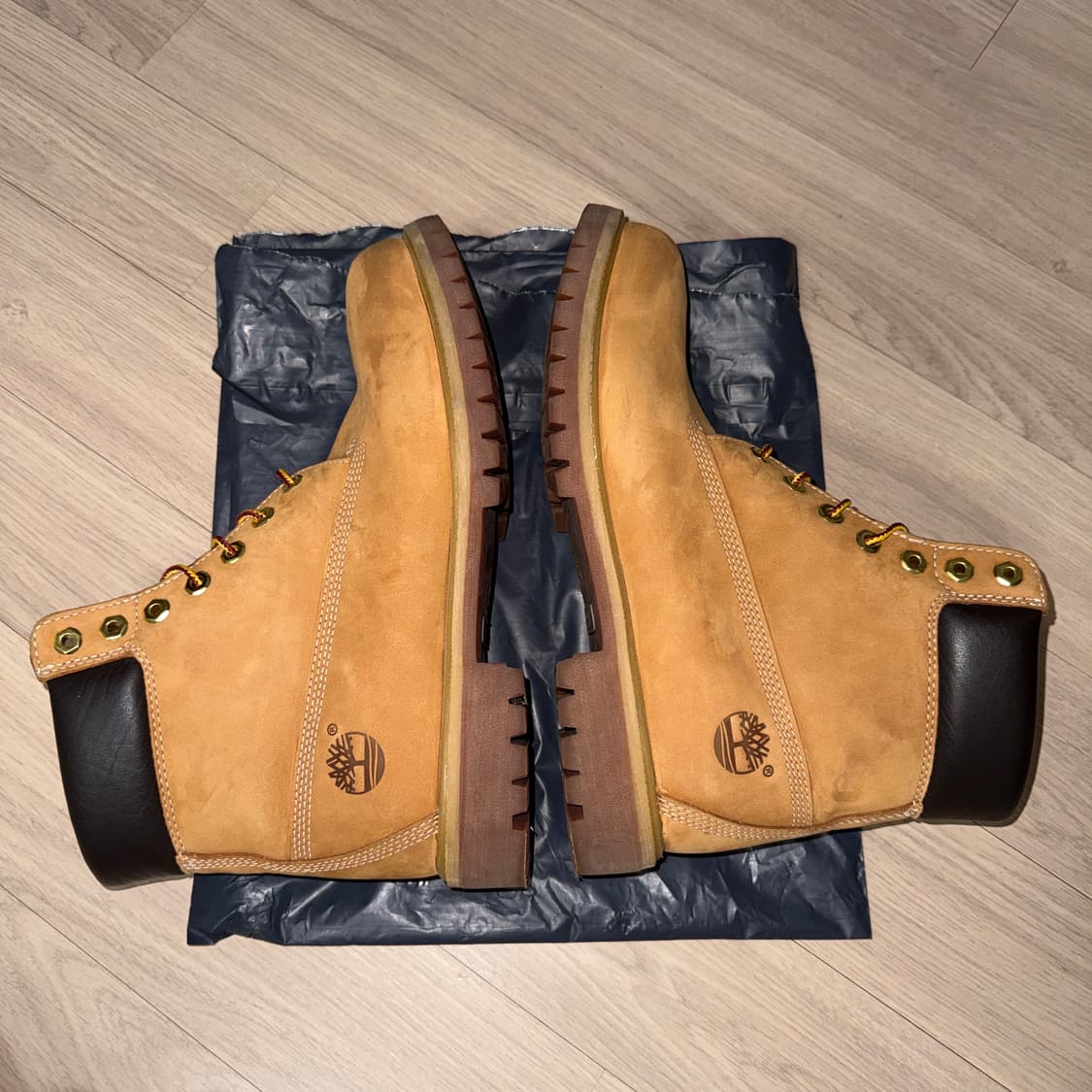 팀버랜드 프리미엄 6인치 워터프루프 부츠 위트 누벅 상품이미지5