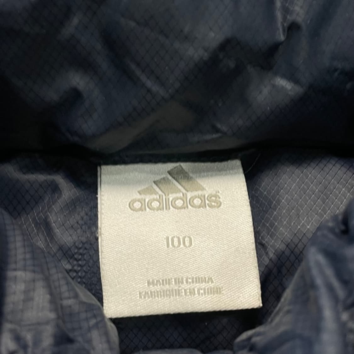100 아디다스 레알마드리드 패딩  상품이미지3