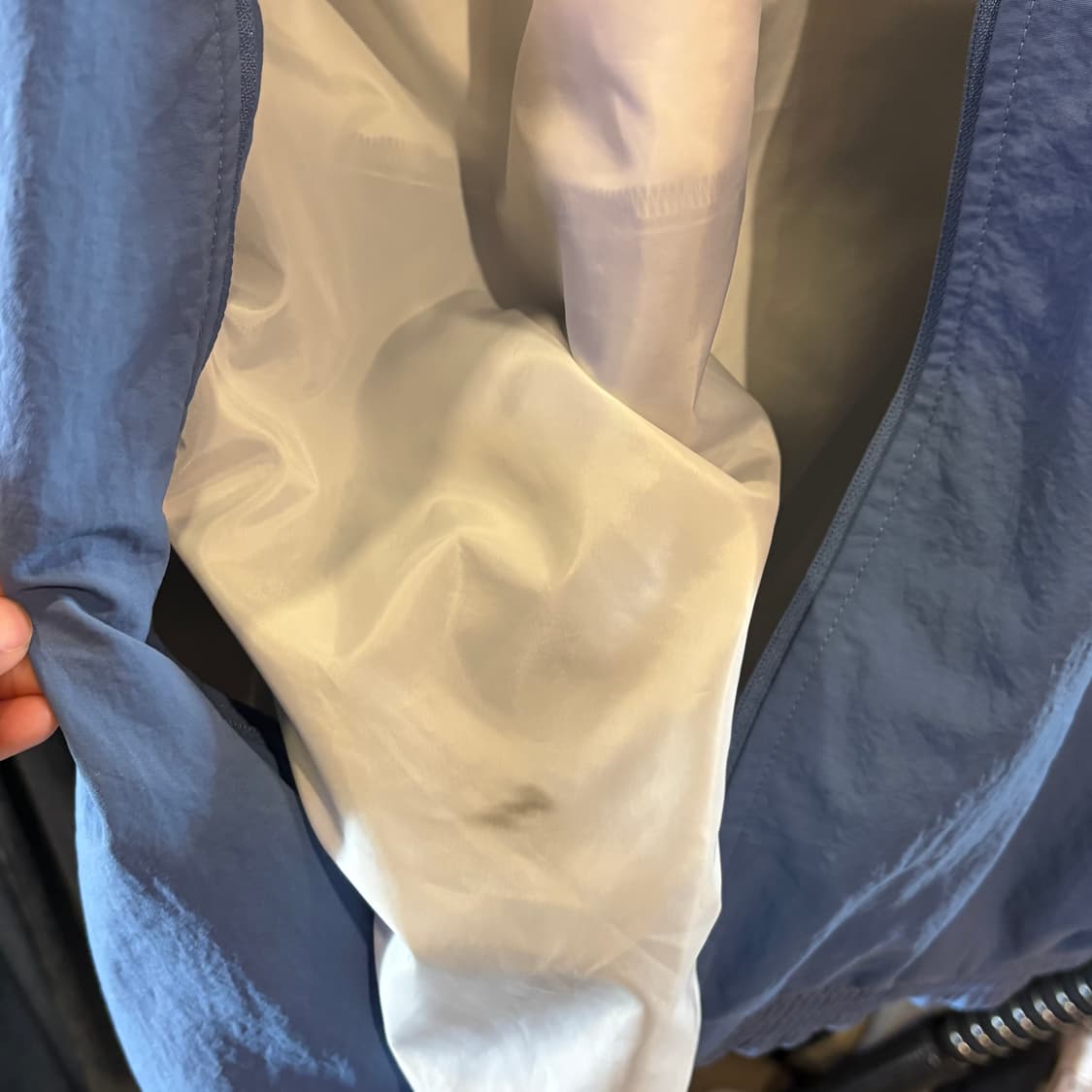 리바이스 올드스쿨 백 빅로고 바람막이 상품이미지8