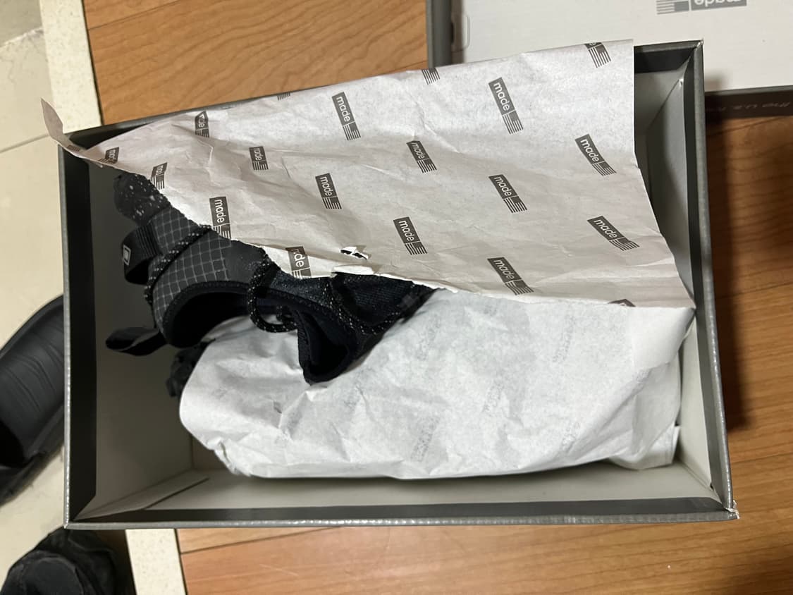 나이키 ACG 마운틴 플라이 로우 SE 다크 스모크 그레이 250팝니다 상품이미지10