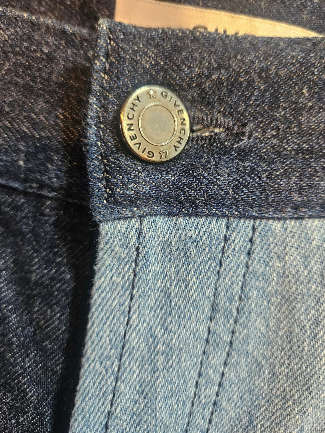 지방시 별 패치 데님 팬츠 34 상품이미지4