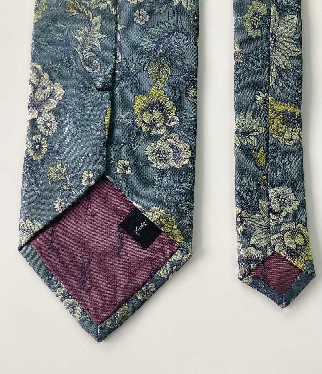 입생로랑 넥타이 상품이미지3