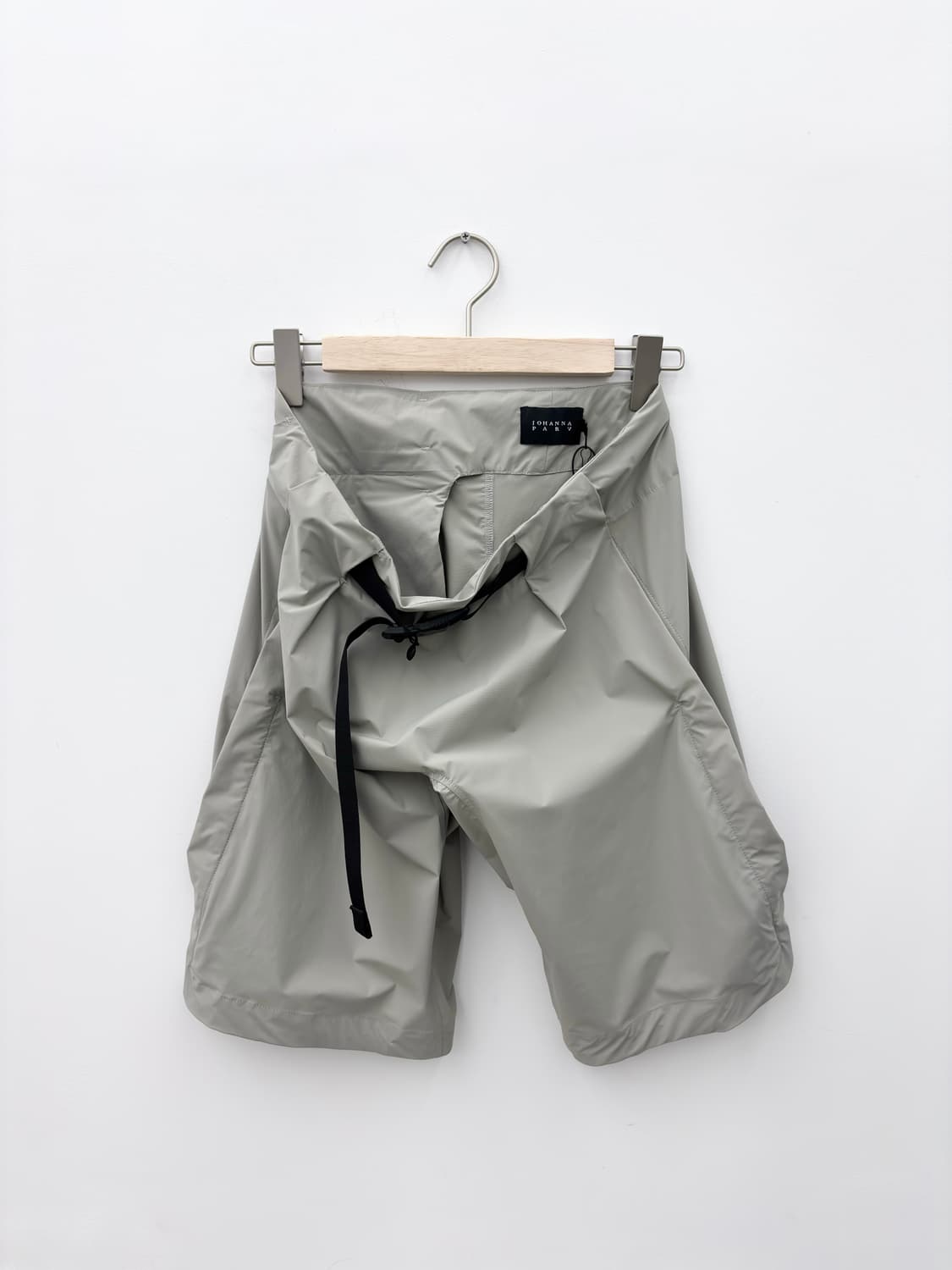 JOHANNA PARV 23AW BELTED SHORTS 상품이미지3
