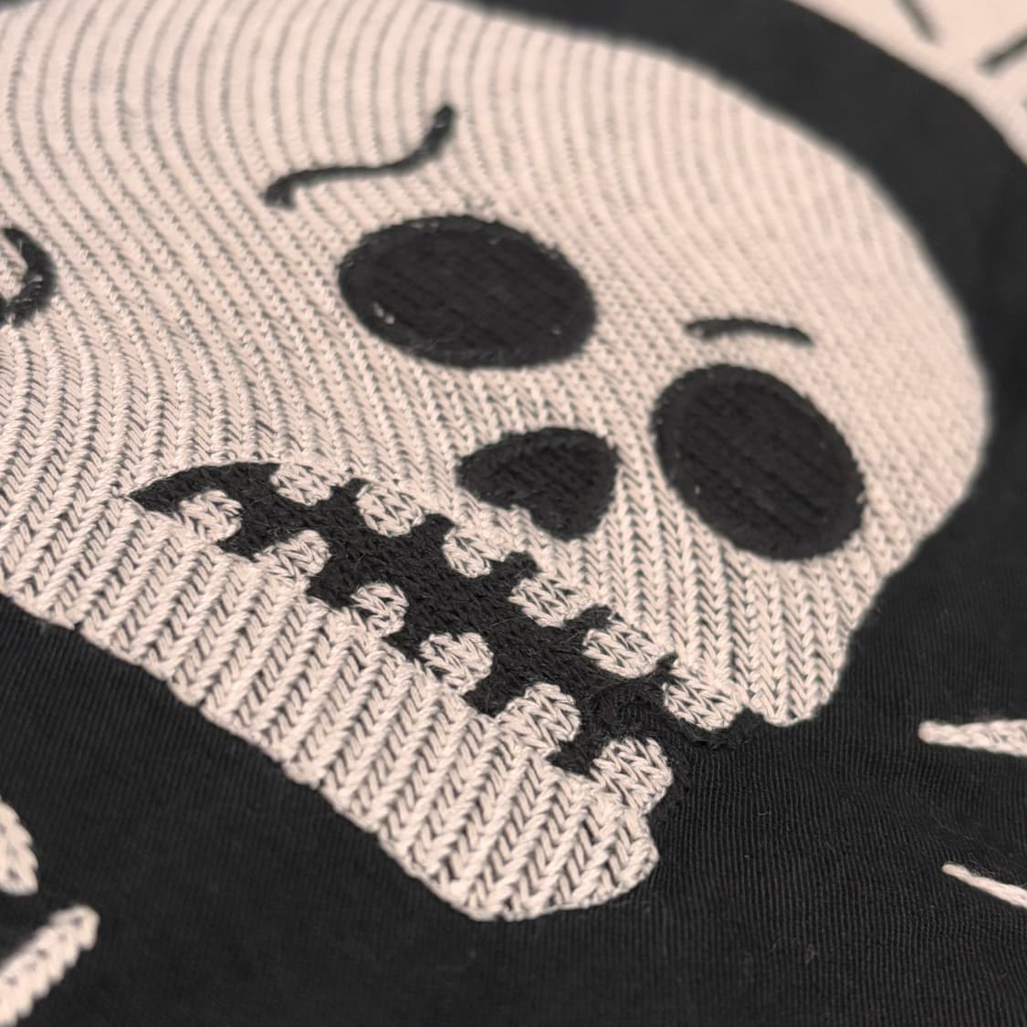 새제품 일본 스트릿 브랜드 카모 블랙 셔츠 2 사이즈 캔디스트리퍼 상품이미지4