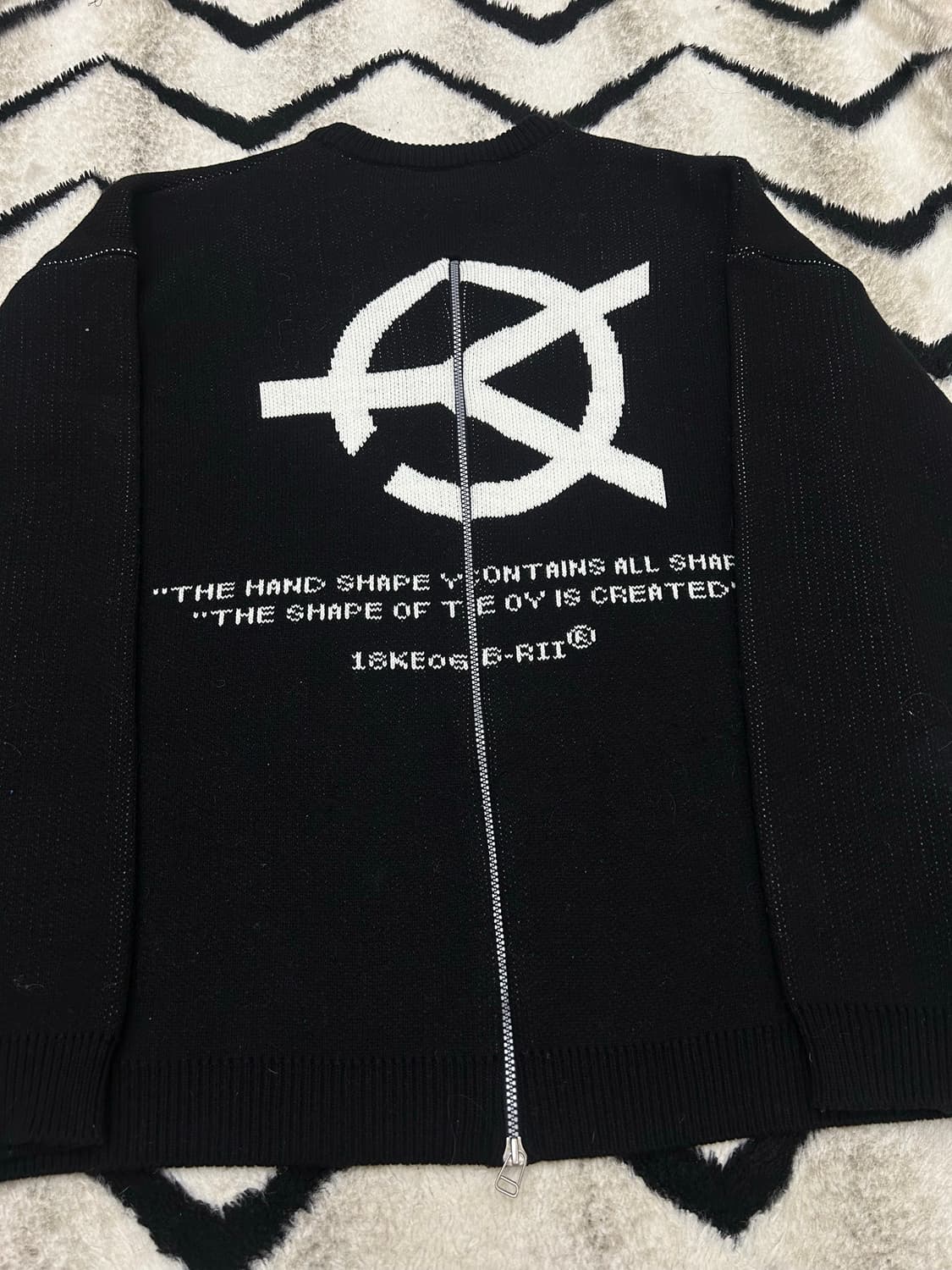 [실측XL]OY 빅로고 백로고 지퍼 니트/블랙 상품이미지2