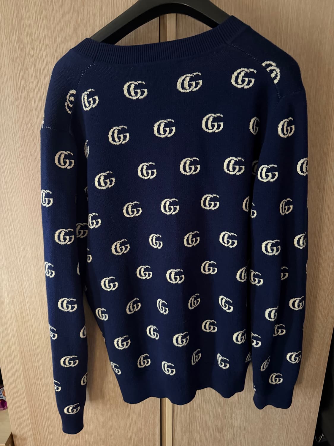 구찌 GG 자카드 금장 전재준 가디건 네이비 L 상품이미지2