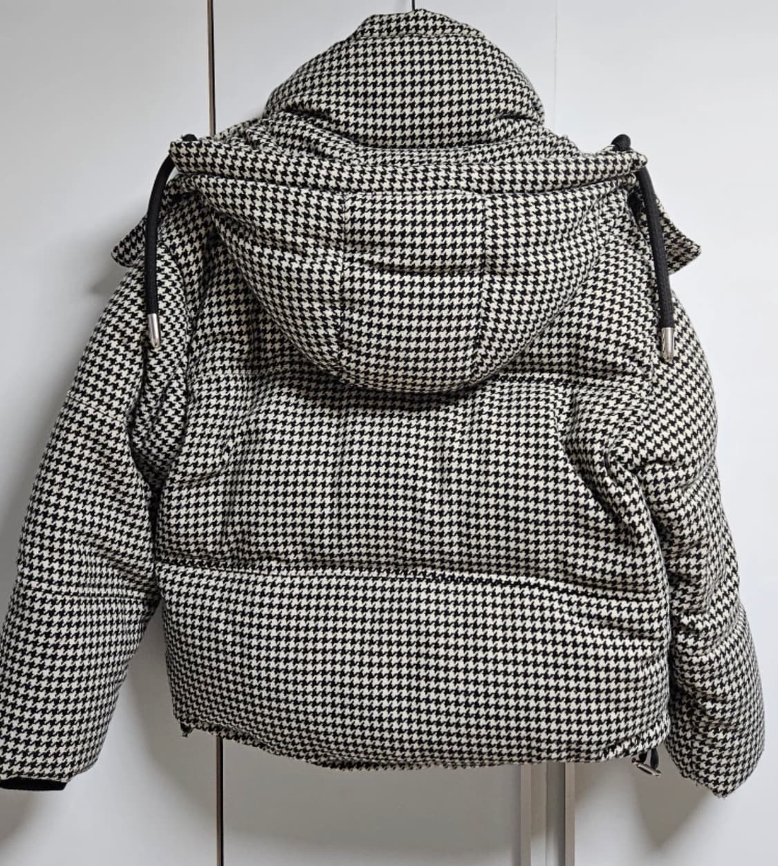 아미 하운즈투스 체크 패턴 패딩 상품이미지3
