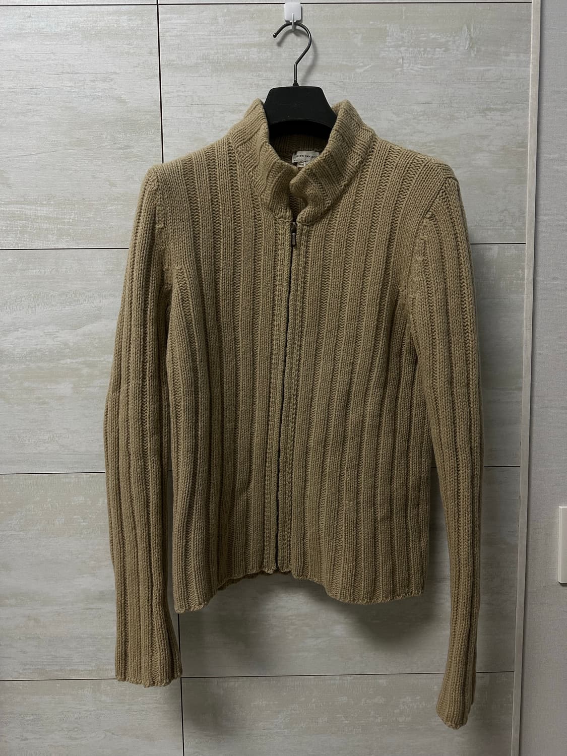 드리스반노튼 울 지퍼 니트 M 상품이미지1