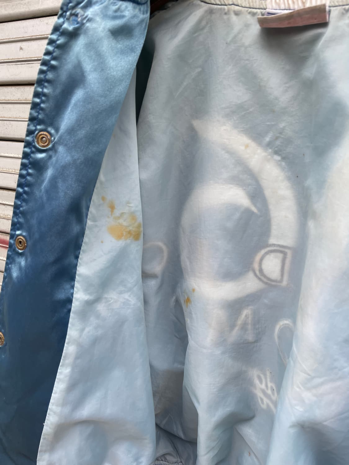 90s L.A. Dodgers Hard Faded Satin Jacket 상품이미지10