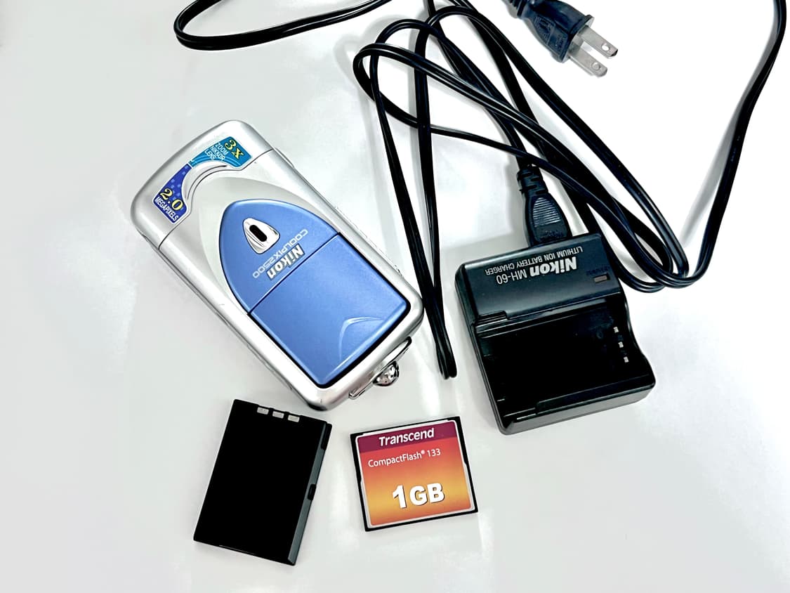 니콘 쿨픽스 2500 디카 (황조지. 키) nikon coolpix 상품이미지1