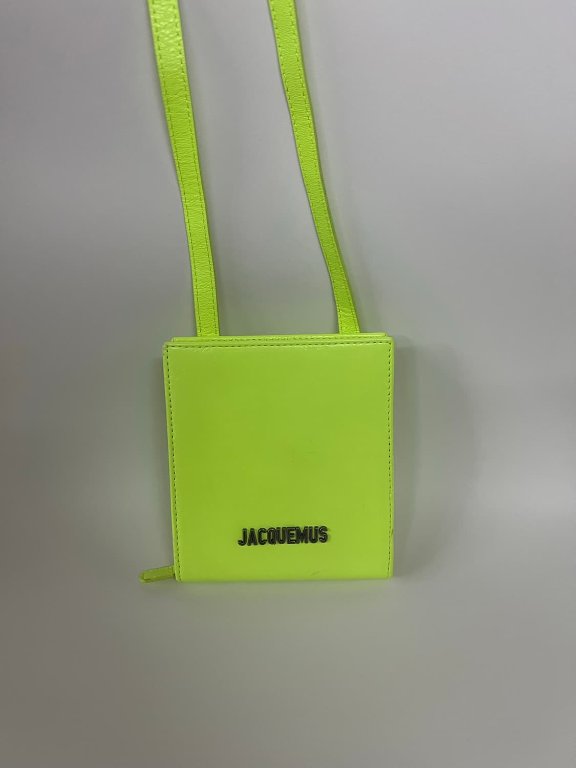 Jacquemus 자크뮈스 미니백(형광) 상품이미지1