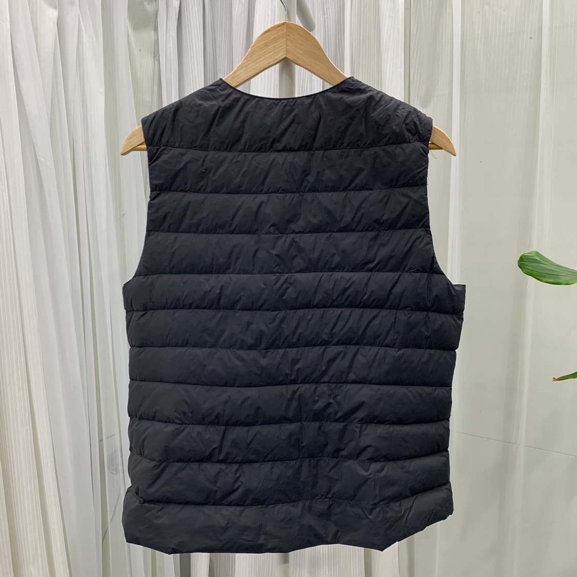 일본 유니클로 울트라 라이트다운 경량패딩조끼 1815 상품이미지2