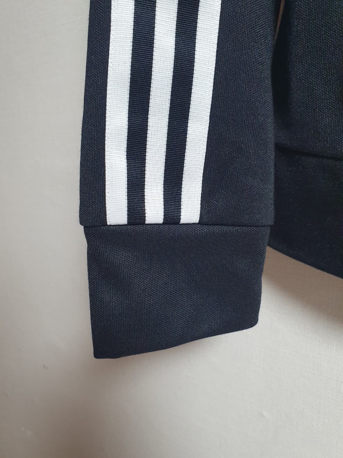 아디다스 유로파 트랙탑 져지 블랙 바디 화이트 삼선 95 상품이미지6