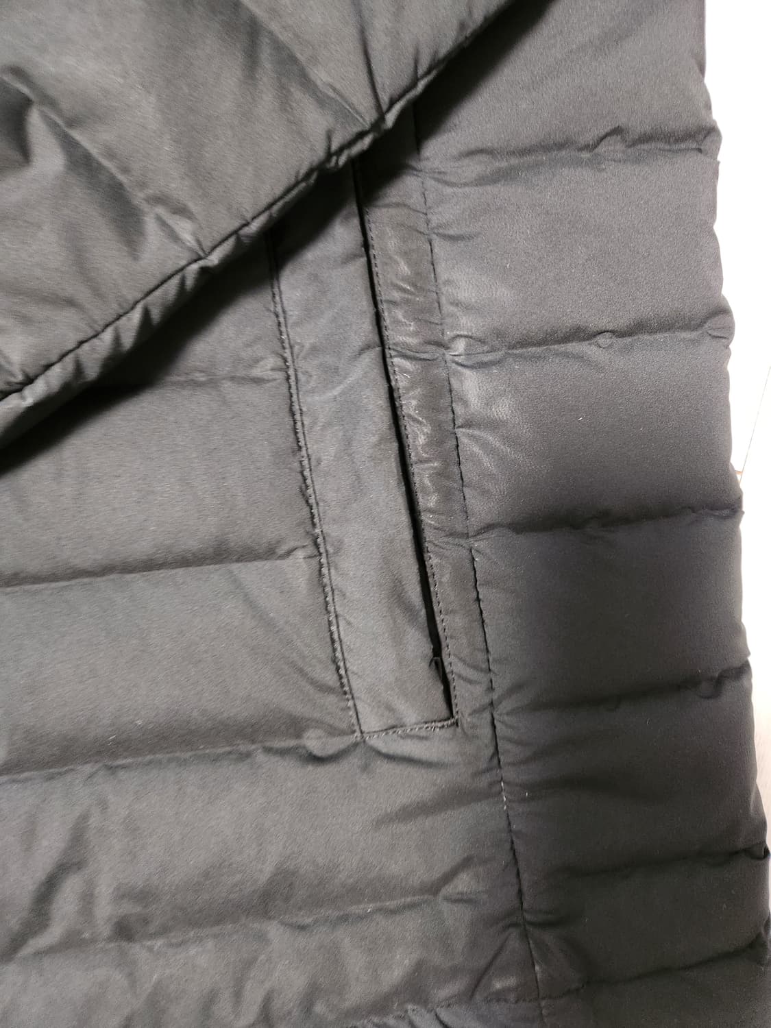 블랙야크 경량패딩 다운패딩(사용감있어요) 사이즈100(L)

여기저기 사 상품이미지4