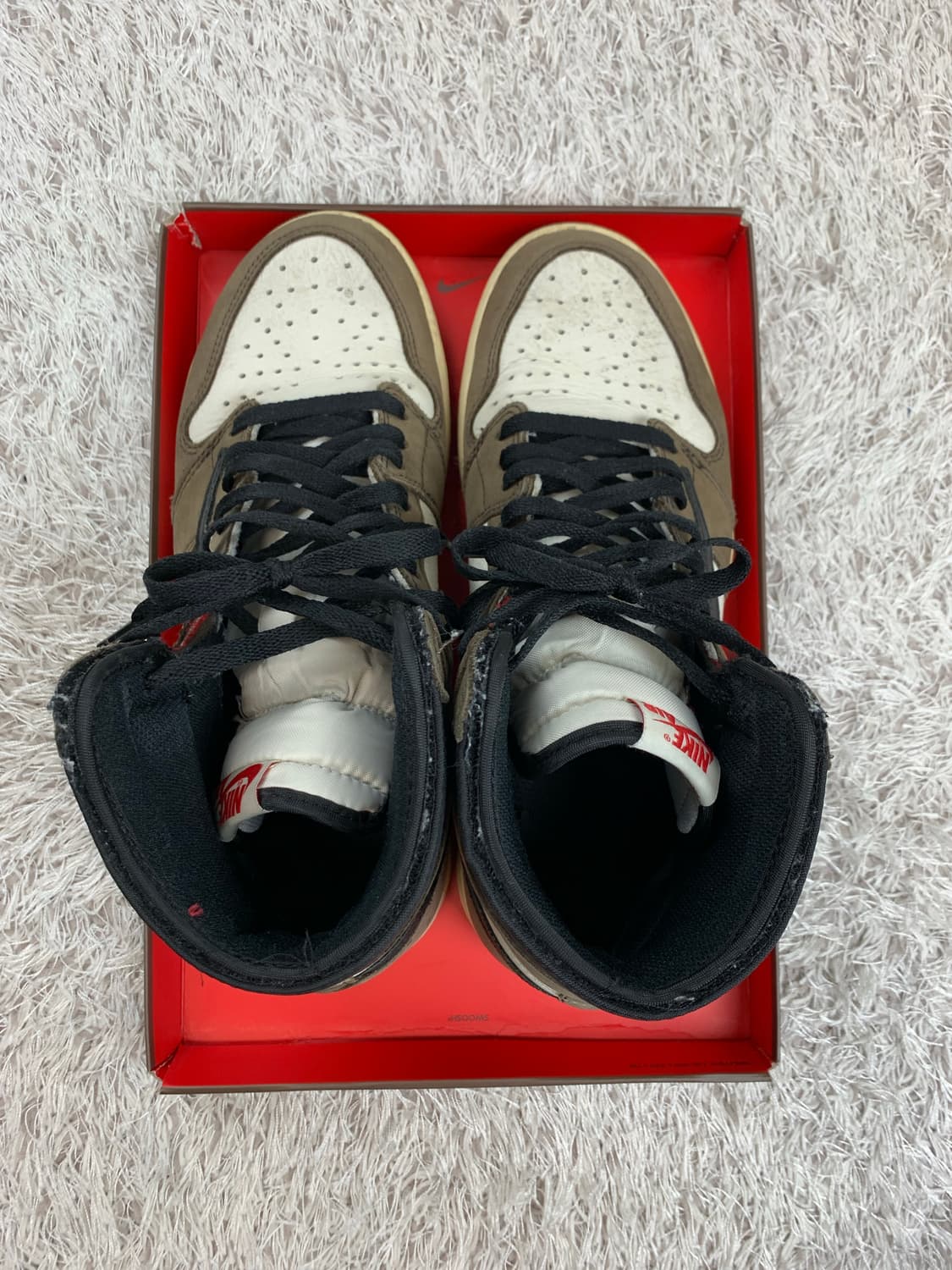 [275] 정품 나이키 x 트레비스 스캇 조던 1 하이 모카 상품이미지5