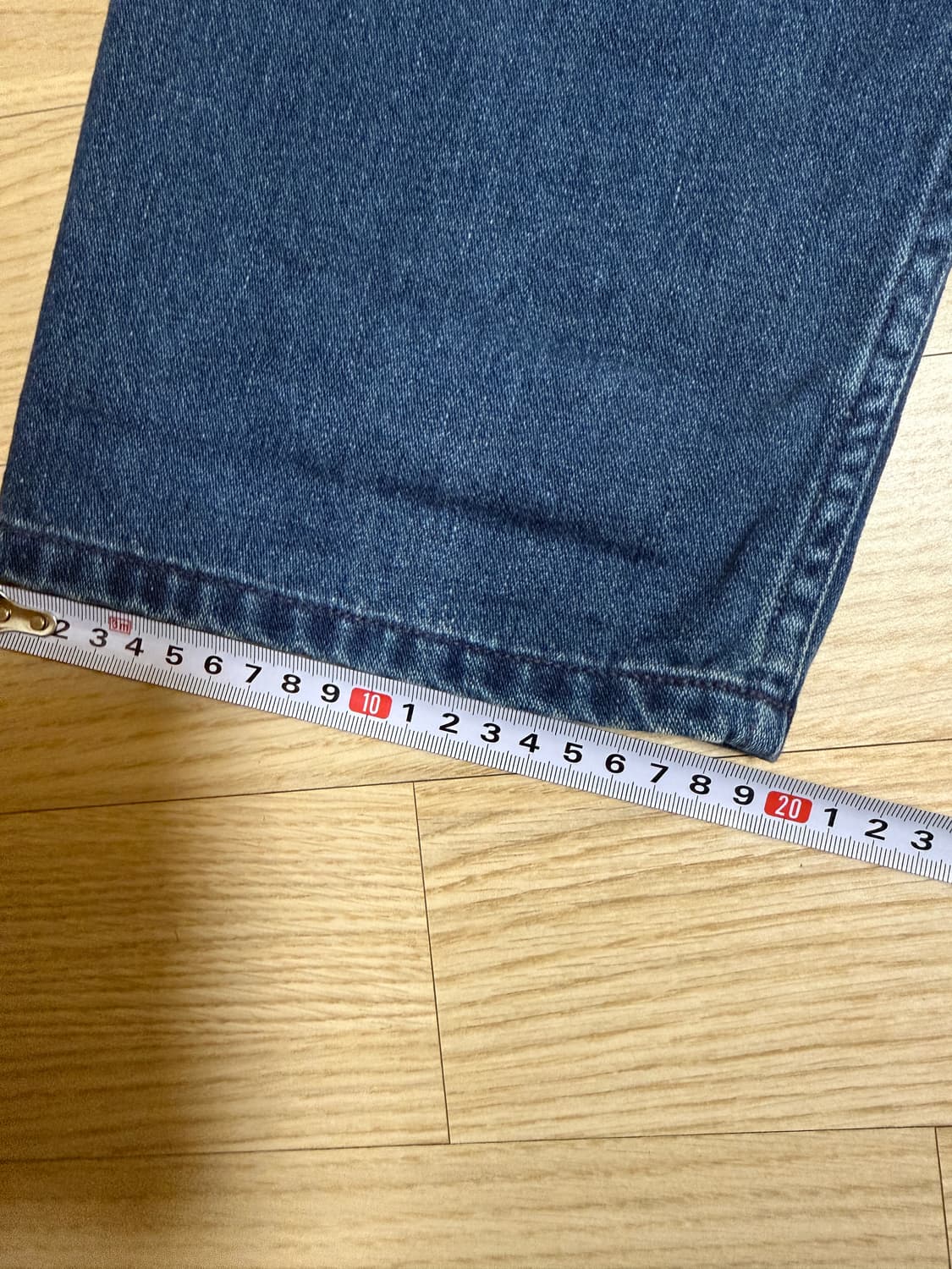 34) 159,000원 나나미카 22fw 5p 인디고 블리치 데님 상품이미지3