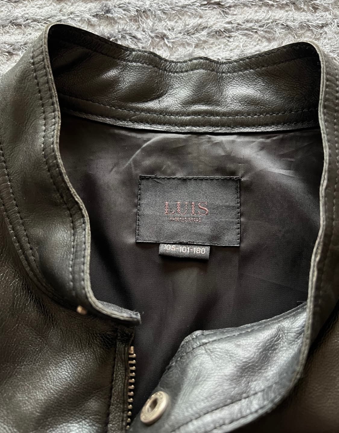 [OS] Luis 숄더 패디드 쉽 레더 자켓 상품이미지3