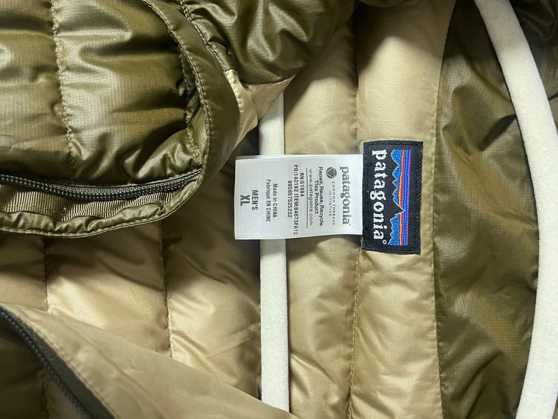 2012년형 파타고니아 경량패딩 XL 카키브라운 상품이미지6