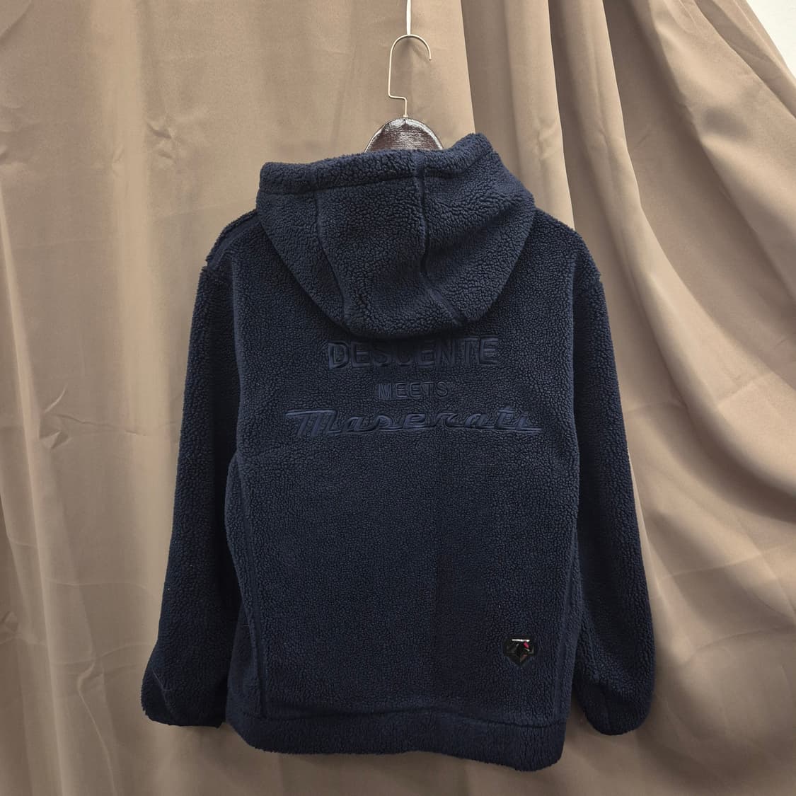 데상트 마세라티 후리스 후드 집업 100 상품이미지3