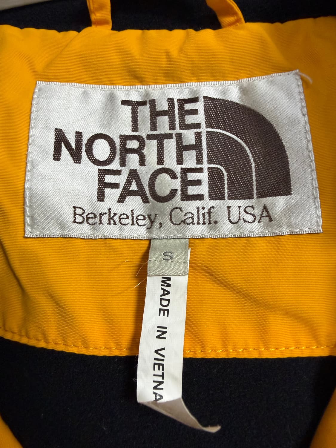 노스페이스 화이트라벨 옐로우 바람막이 자켓 상품이미지3