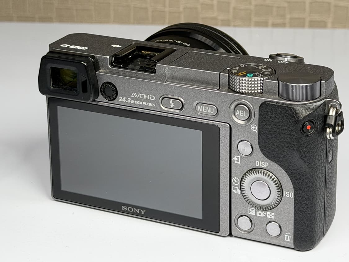 소니 A6000 그레이 미러리스 카메라 상품이미지6