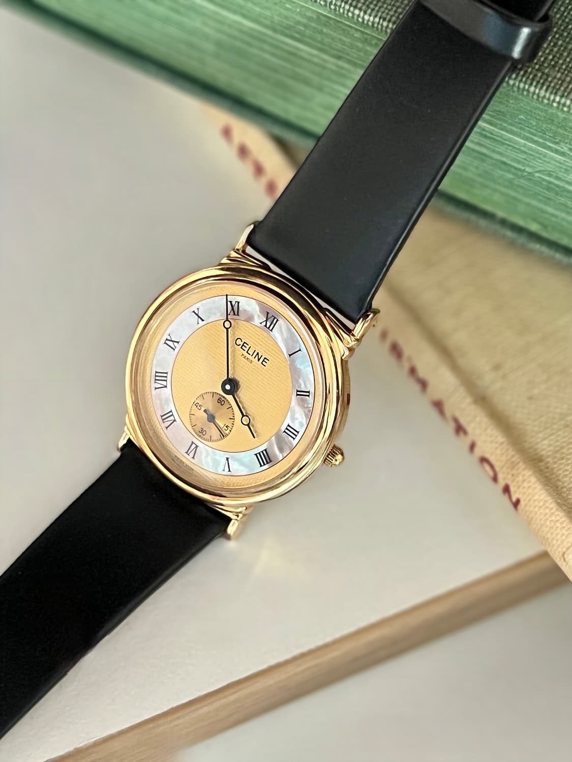 셀린느 스몰 세컨드 시계 (L사이즈,남여공용) / 정품감정. 케어 상품이미지5