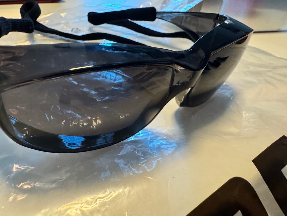 Yeezy 블랙 선글라스 SG-02 새상품 상품이미지9