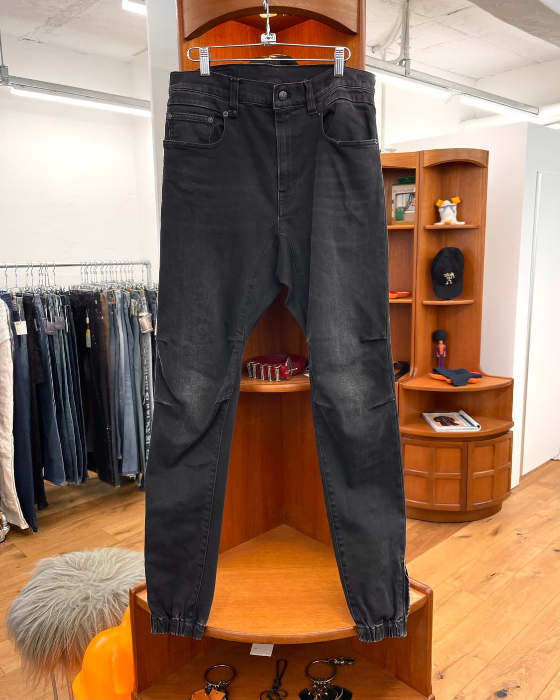 [32] R13 사루엘 스키니 데님 팬츠 상품이미지4