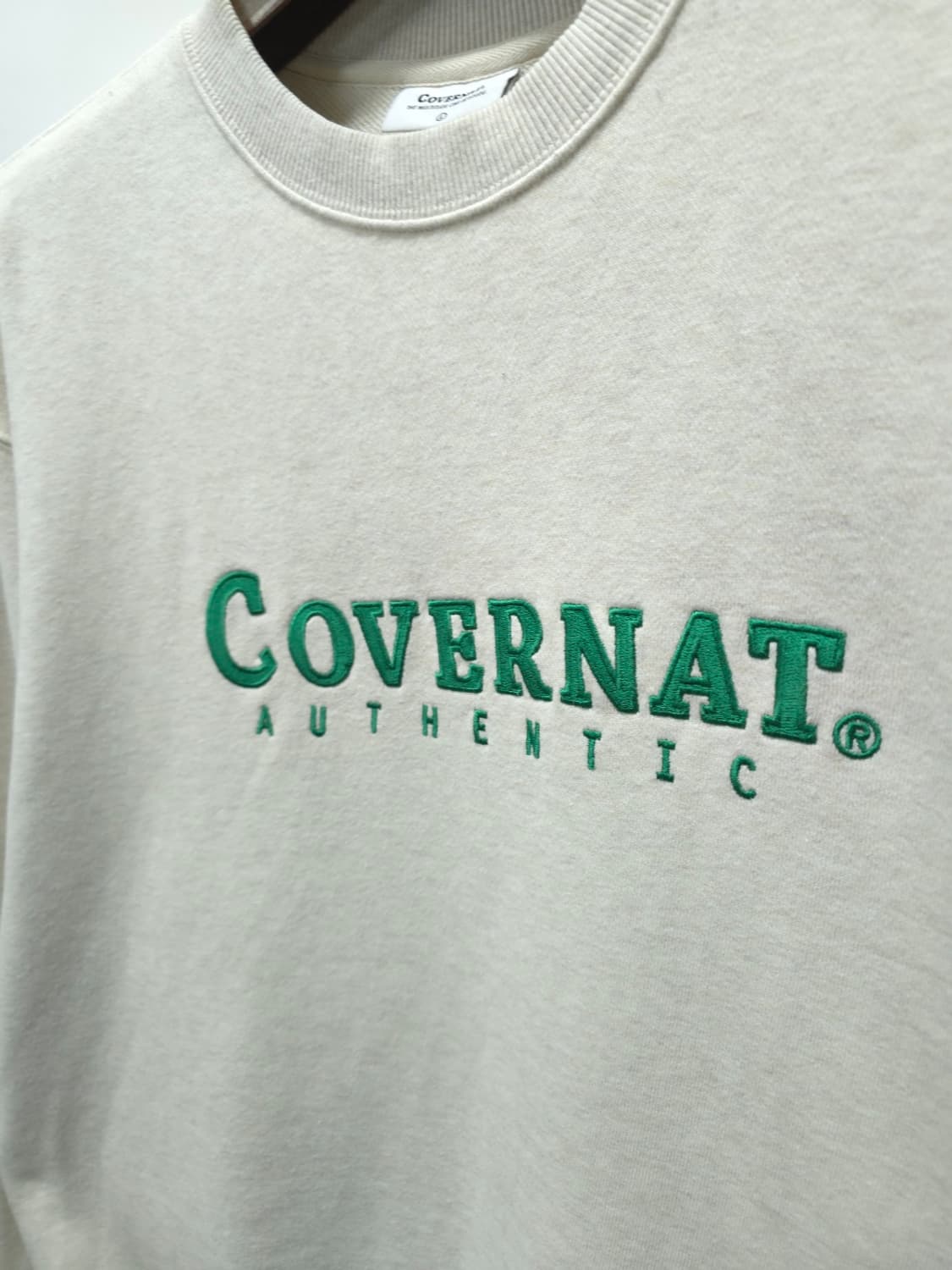 커버낫 그린자수 로고 맨투맨 오트밀 (105~110) 상품이미지5