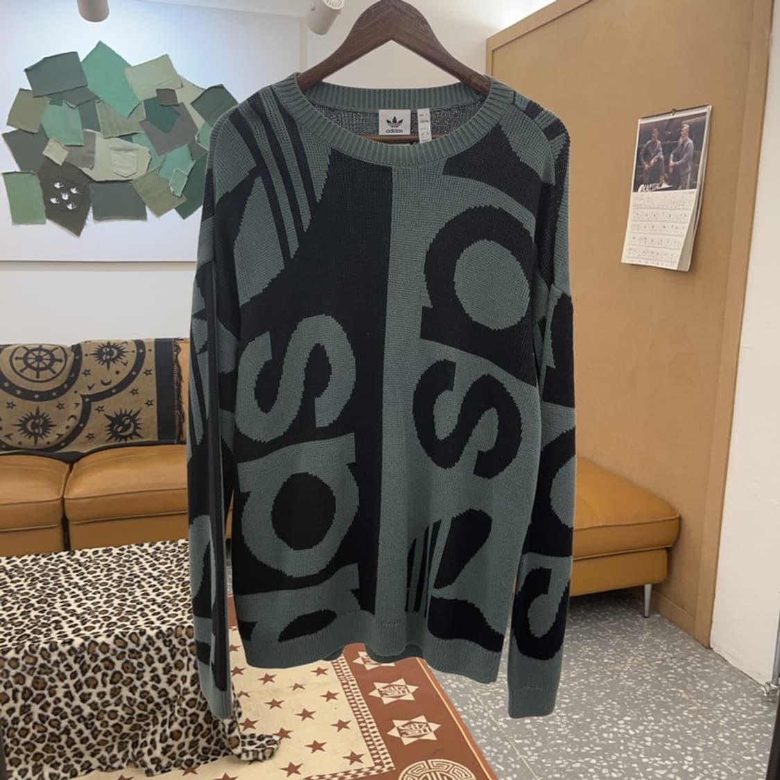 아디다스 오리지널스 스트릿 힙합 로고플레이 니트 L C08880 상품이미지3