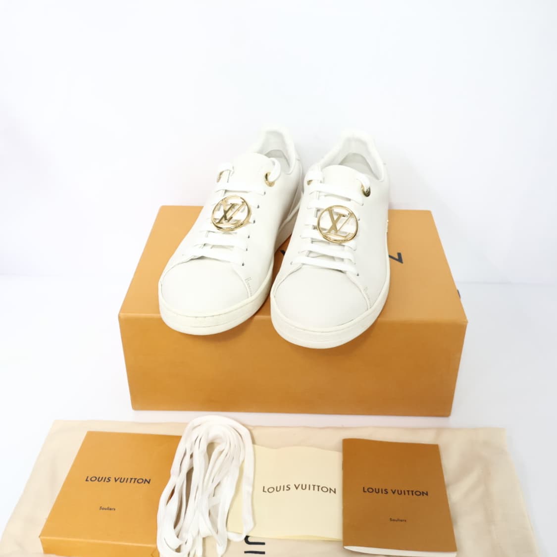 루이비통 LV 금장 프론트로우 여성 스니커즈 35.5/225 상품이미지8