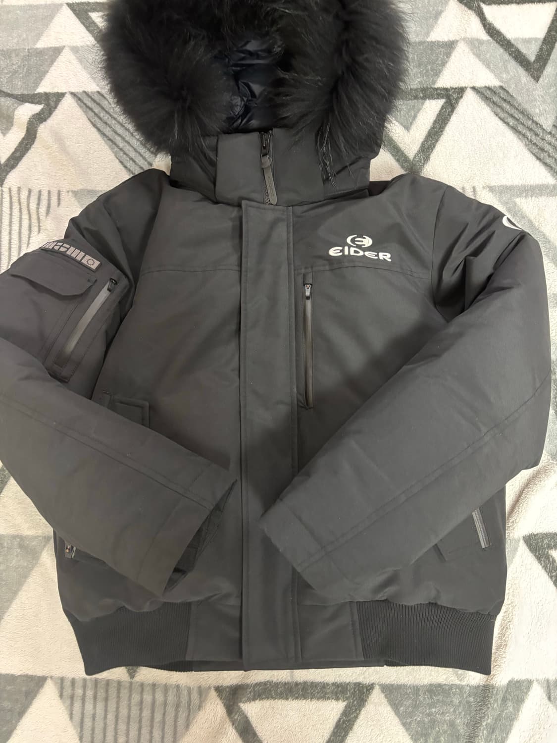 아이더 스투키 다운 자켓 블랙 상품이미지1