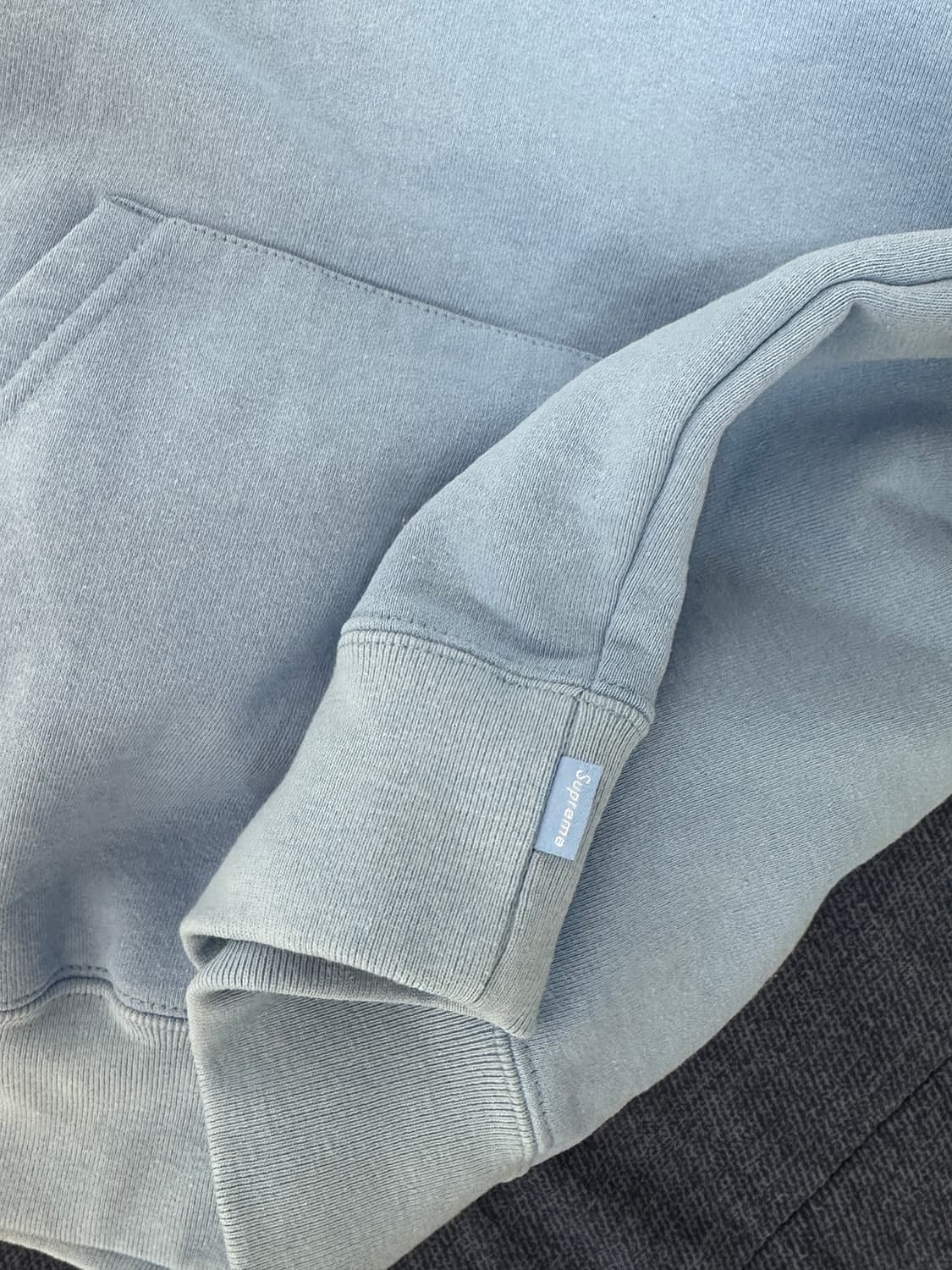 24fw 슈프림 사틴 아플리케 후드 라이트블루 M 최상급 상품이미지7