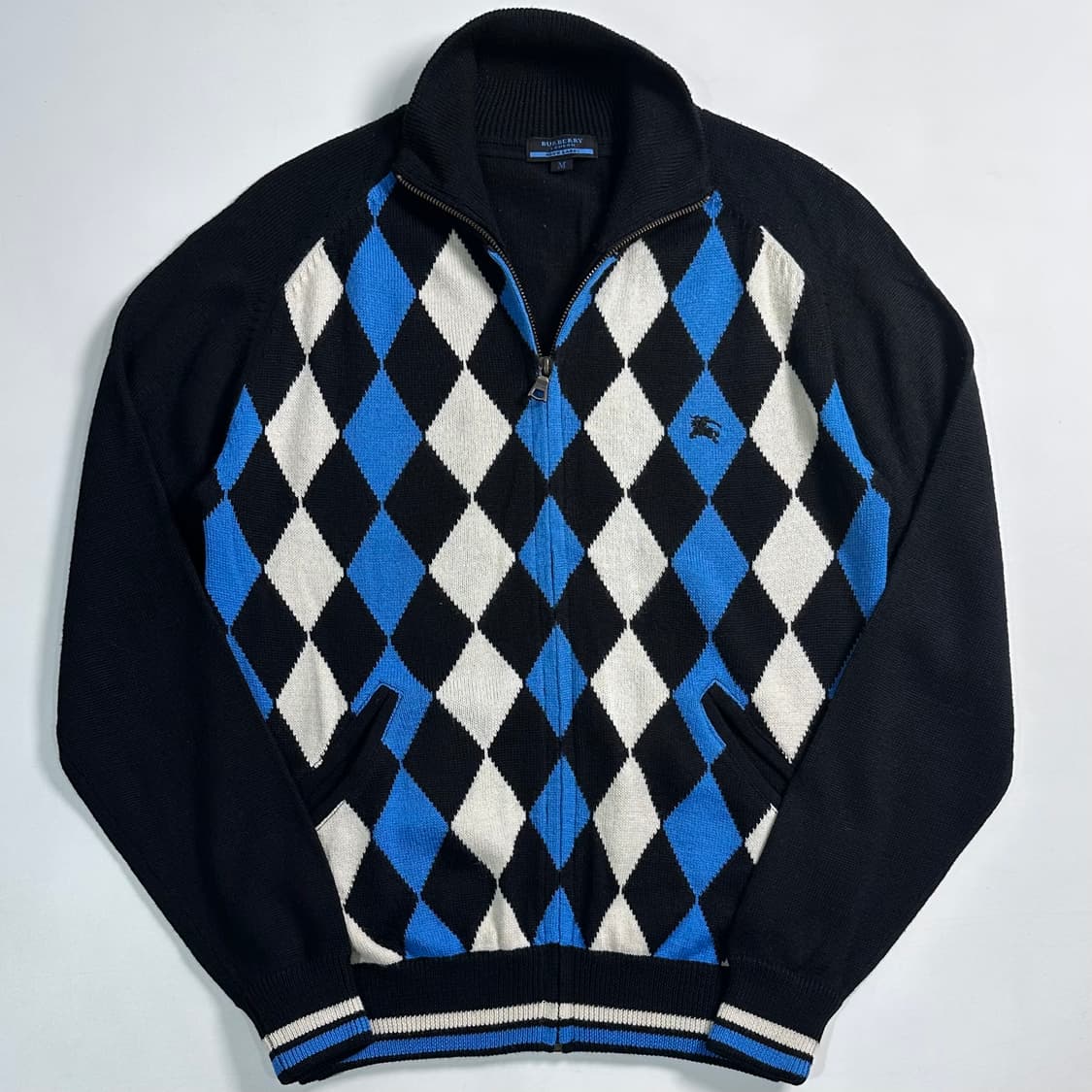 버버리 블루라벨 아가일패턴 울 니트 집업 상품이미지1