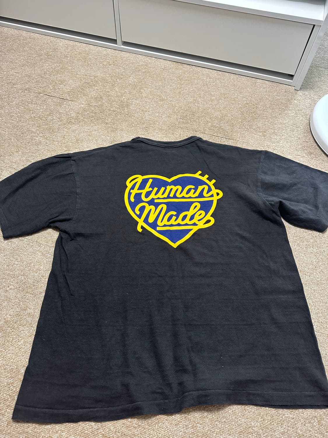 휴먼메이드 하트 배지 티셔츠 블랙 2xl 판매합니다. 상품이미지2