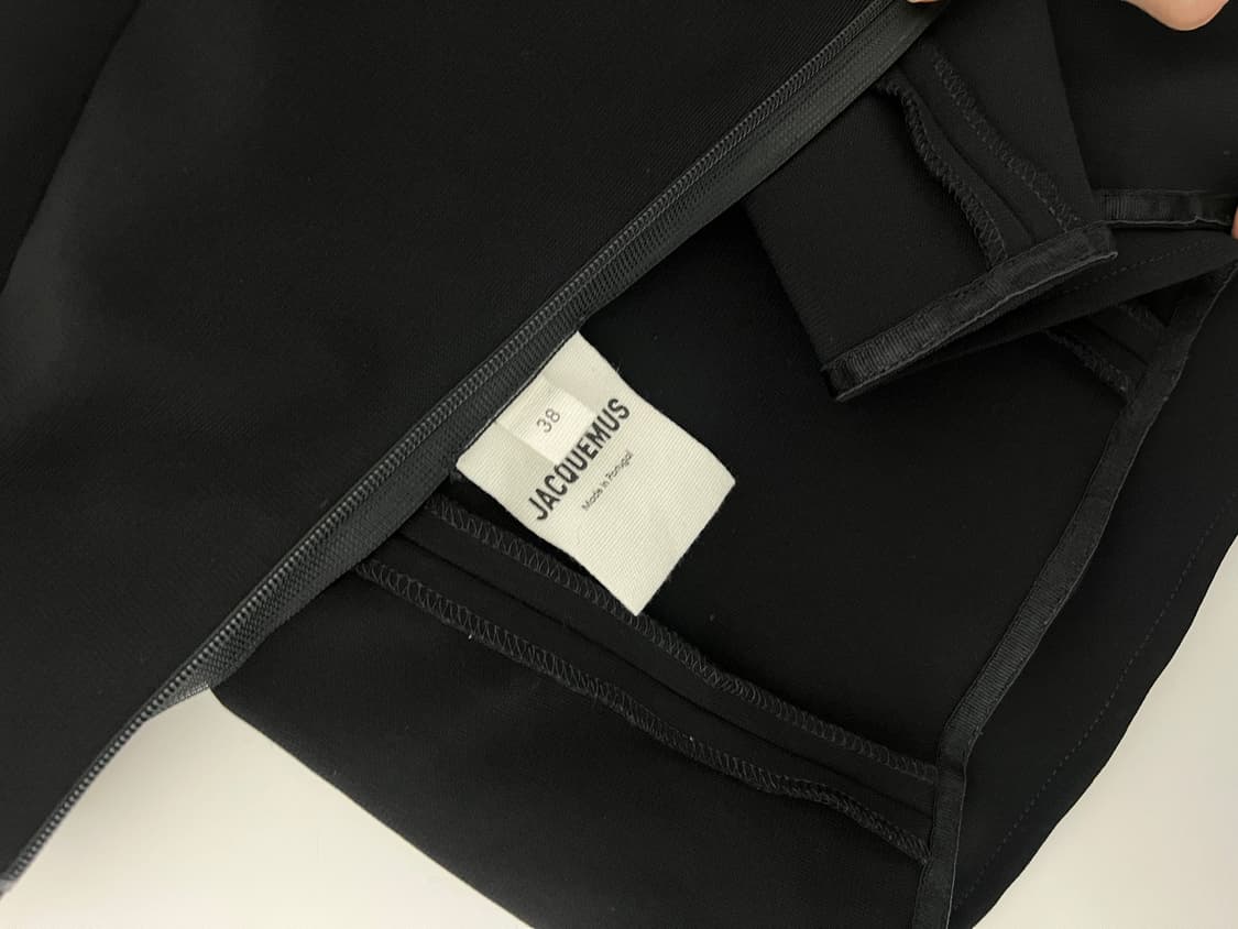 Jacquemus La Robe Mari cutout minidress 상품이미지9